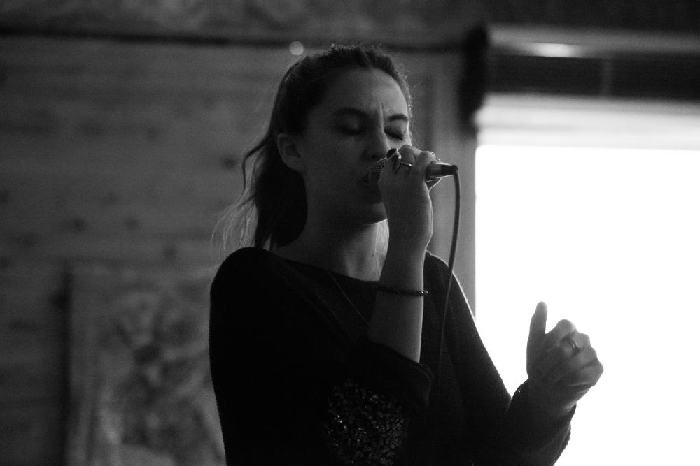 Jazz singer at the Bamboula's
